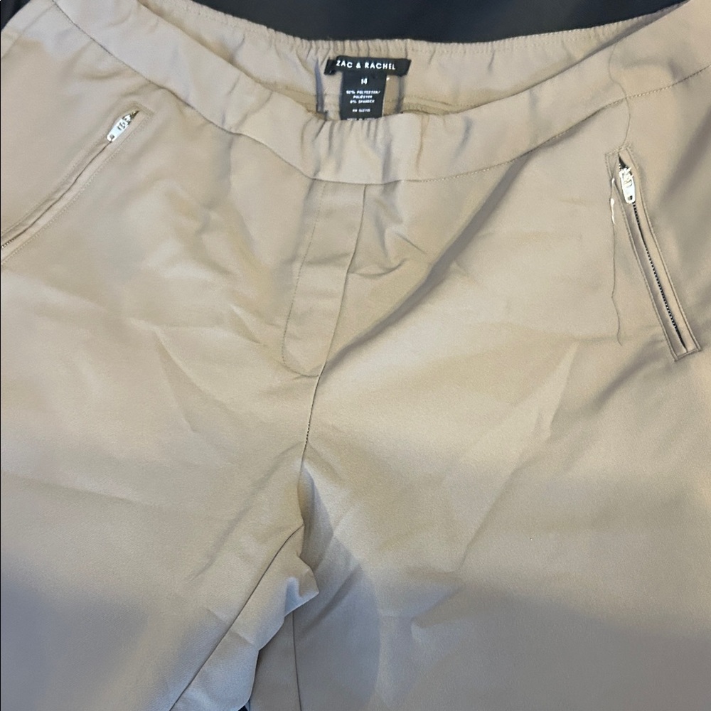 Zac & Rachel Beige Trousers with Zippered Pockets

Pick 5 for $25!!
